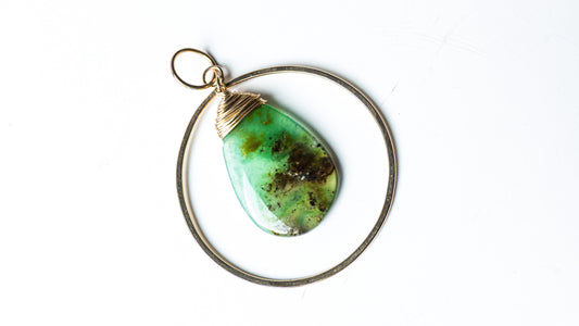 Chrysoprase Circle Pendant