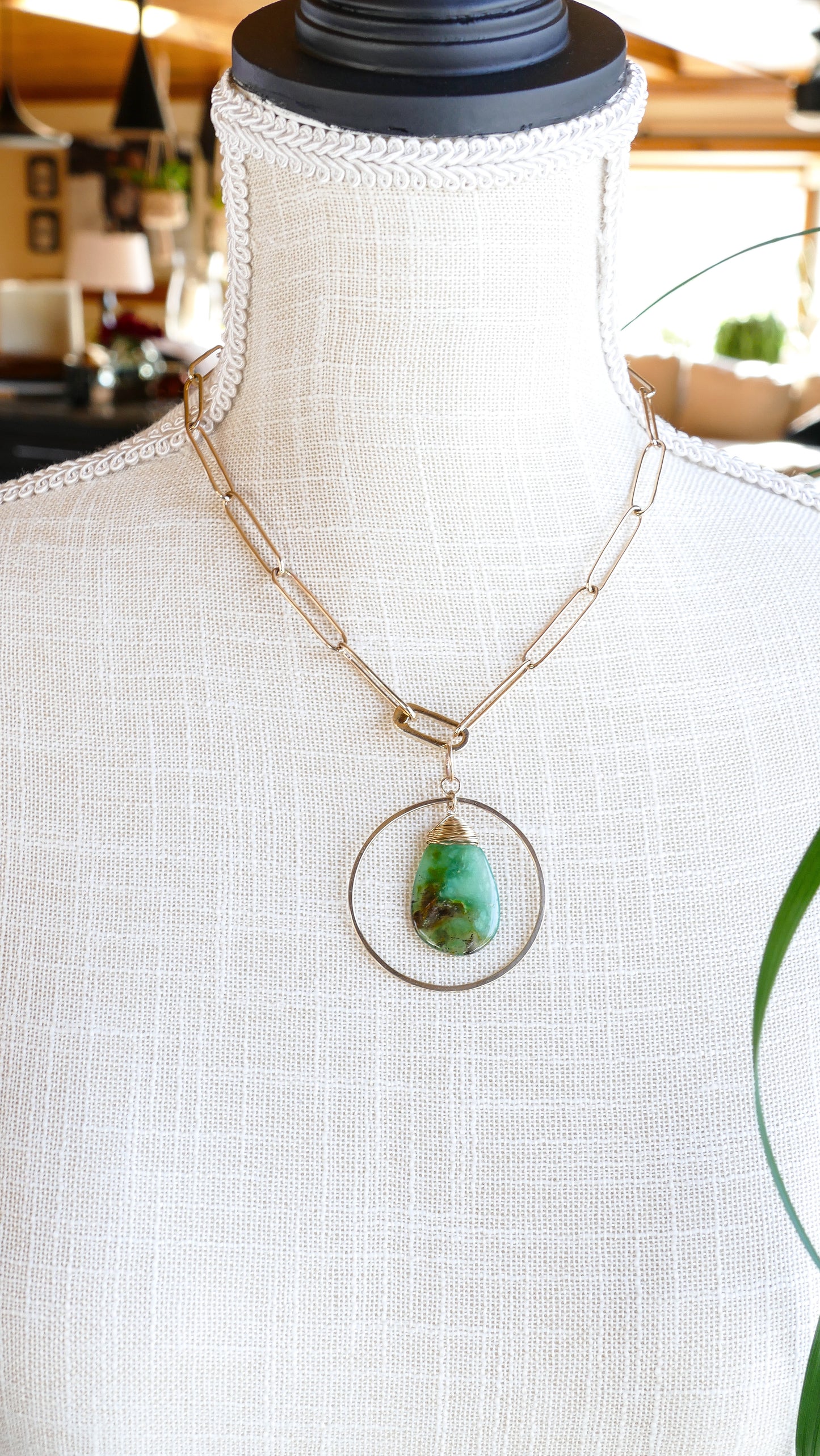 Chrysoprase Circle Pendant