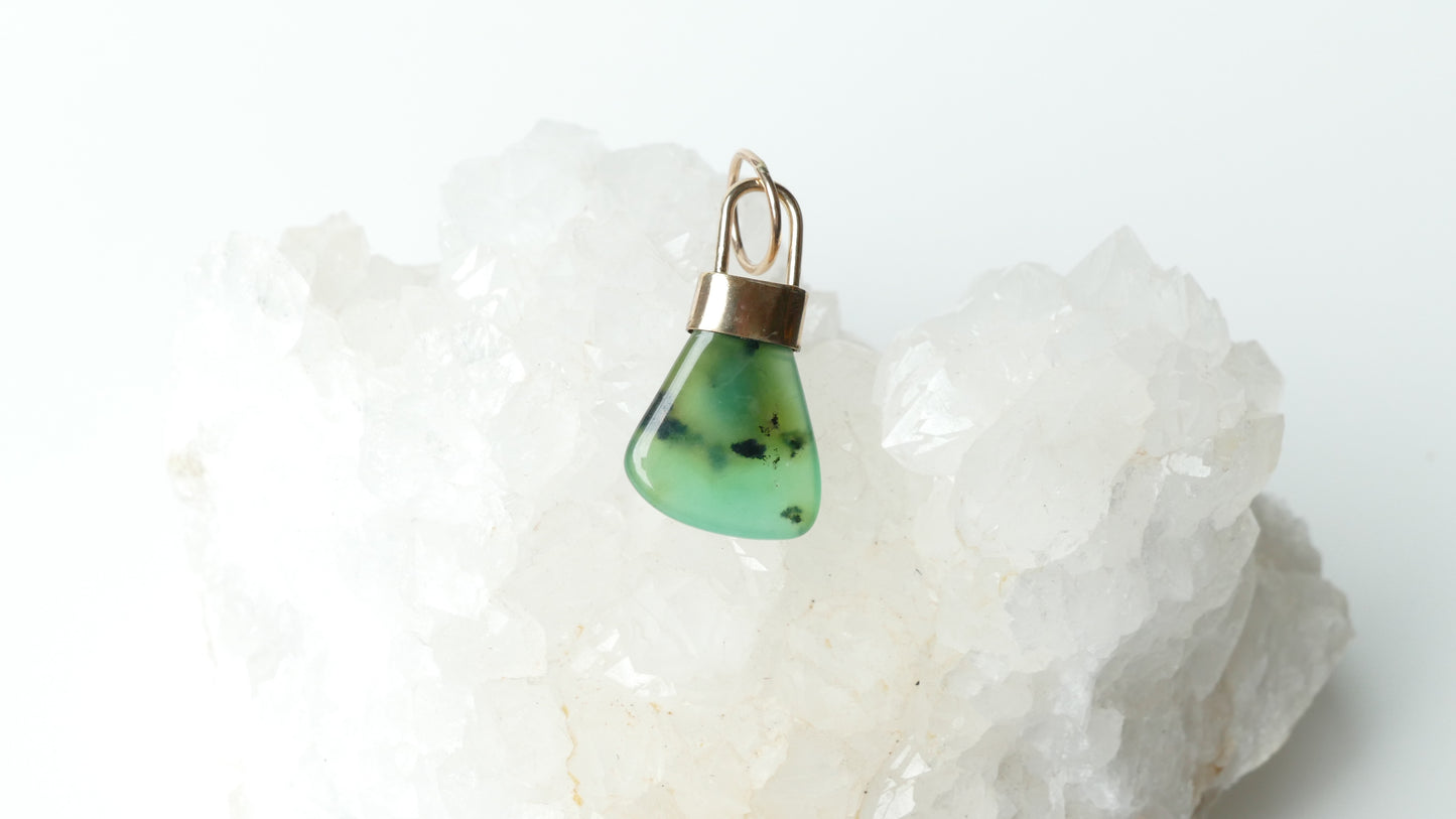 Chrysoprase Lock Style Pendant-Gold